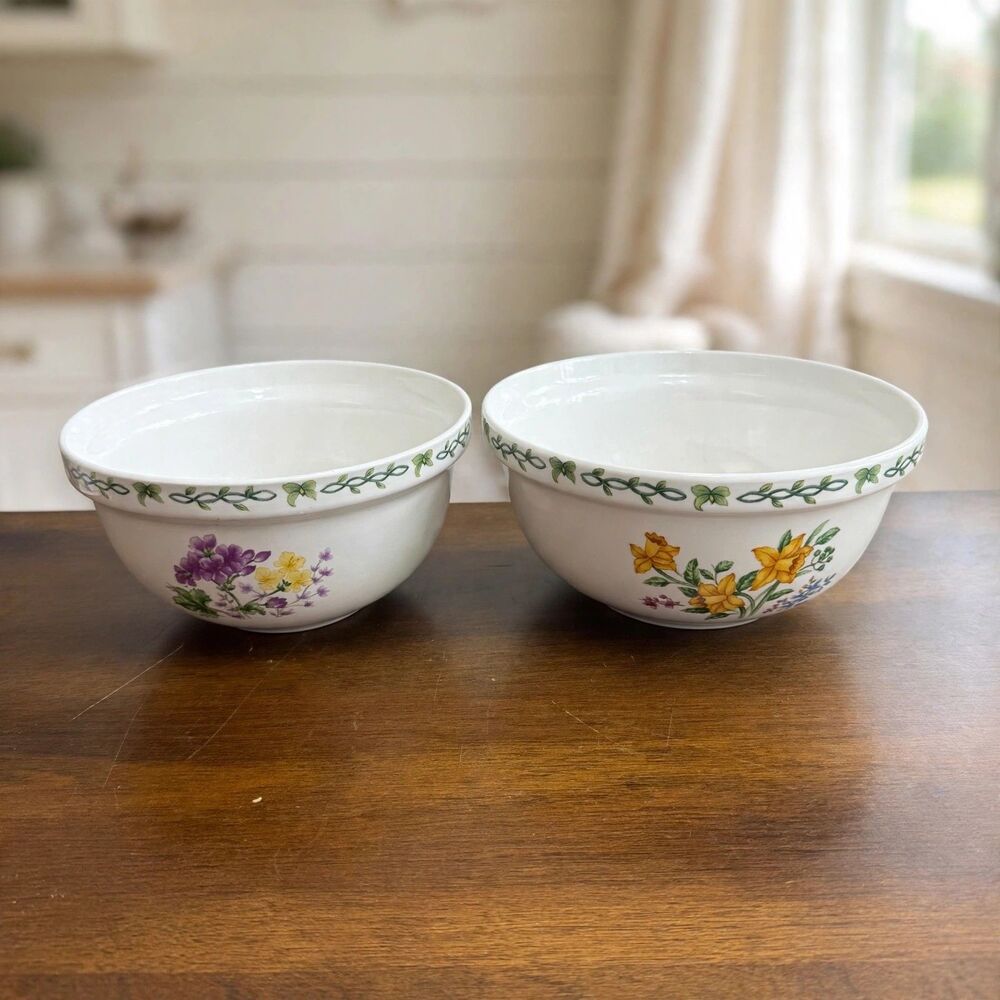 Thomson Floral Garden Mixing Bowls Set of 2 Daffodil Violet 8" Vintage Cottage